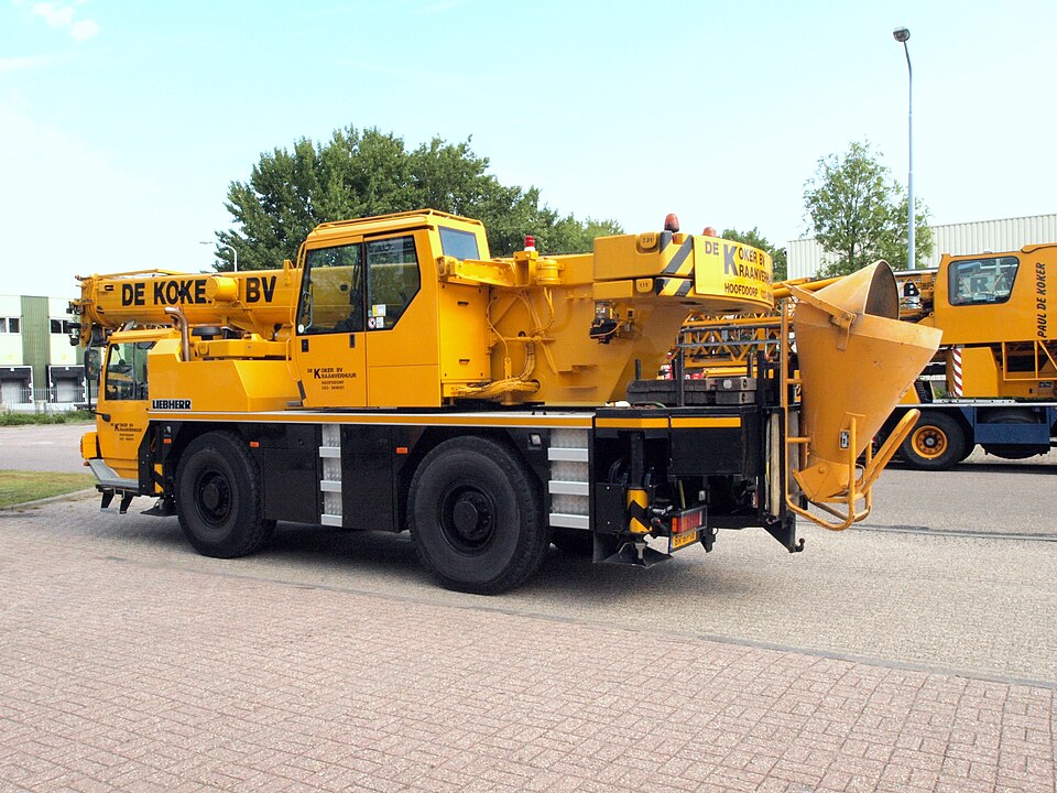 Liebherr LTM 1050 Mobile Crane for Rent